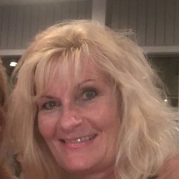 Meet your Posher, Diane - Picture 1 of 1